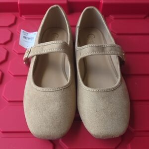 Classic Tan Mary Jane Flat Shoes